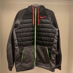 NIKE | Men’s Zip-up Sweater
